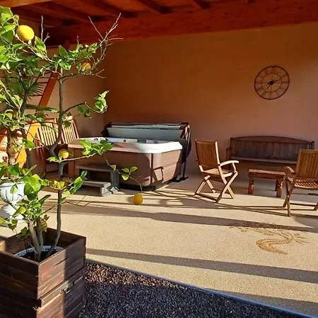 Les Terrasses De L'oliu De L'oustalet *